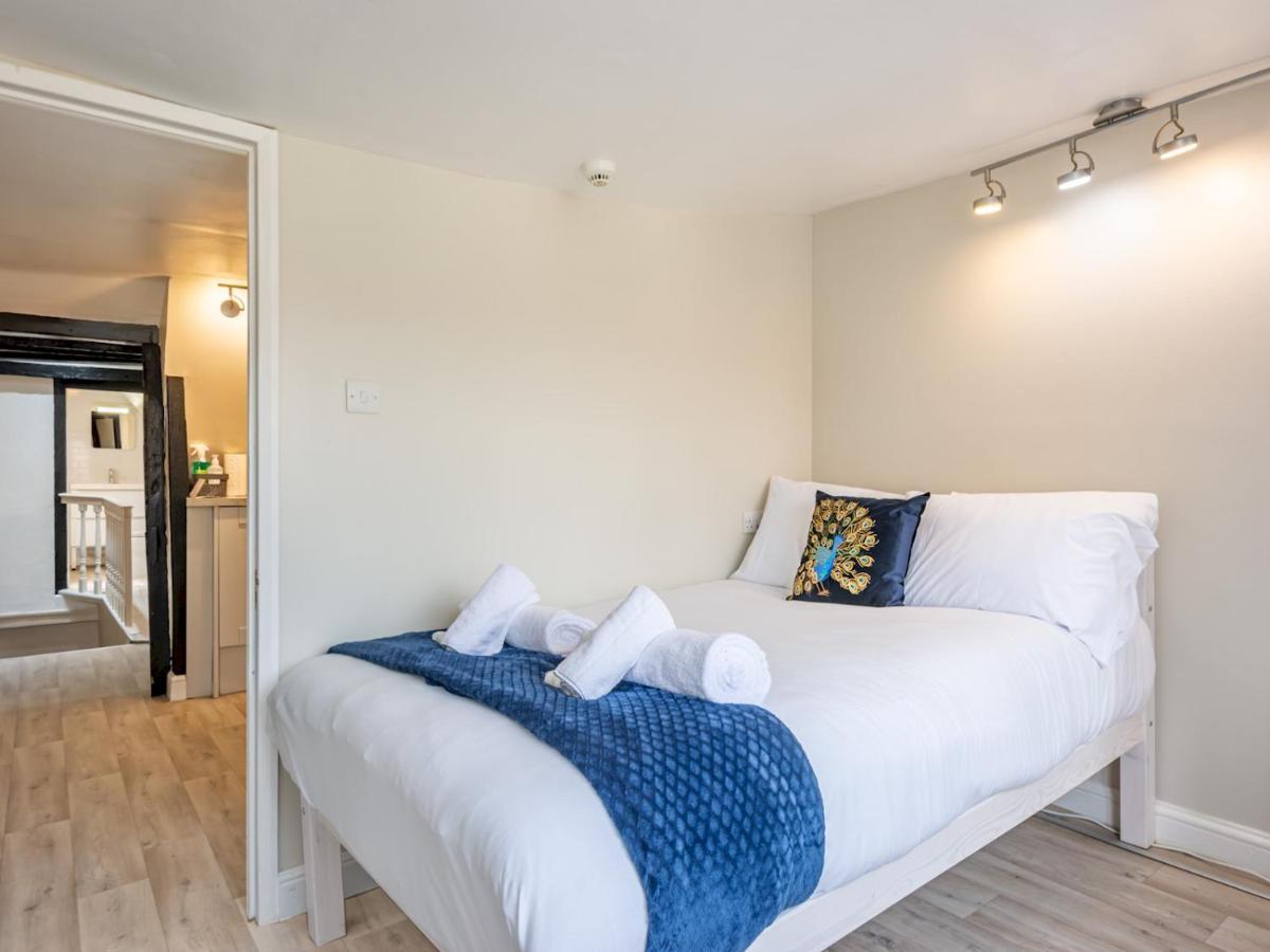 Pass The Keys Renovated Apartment In The Centre Of Canterbury Exterior foto