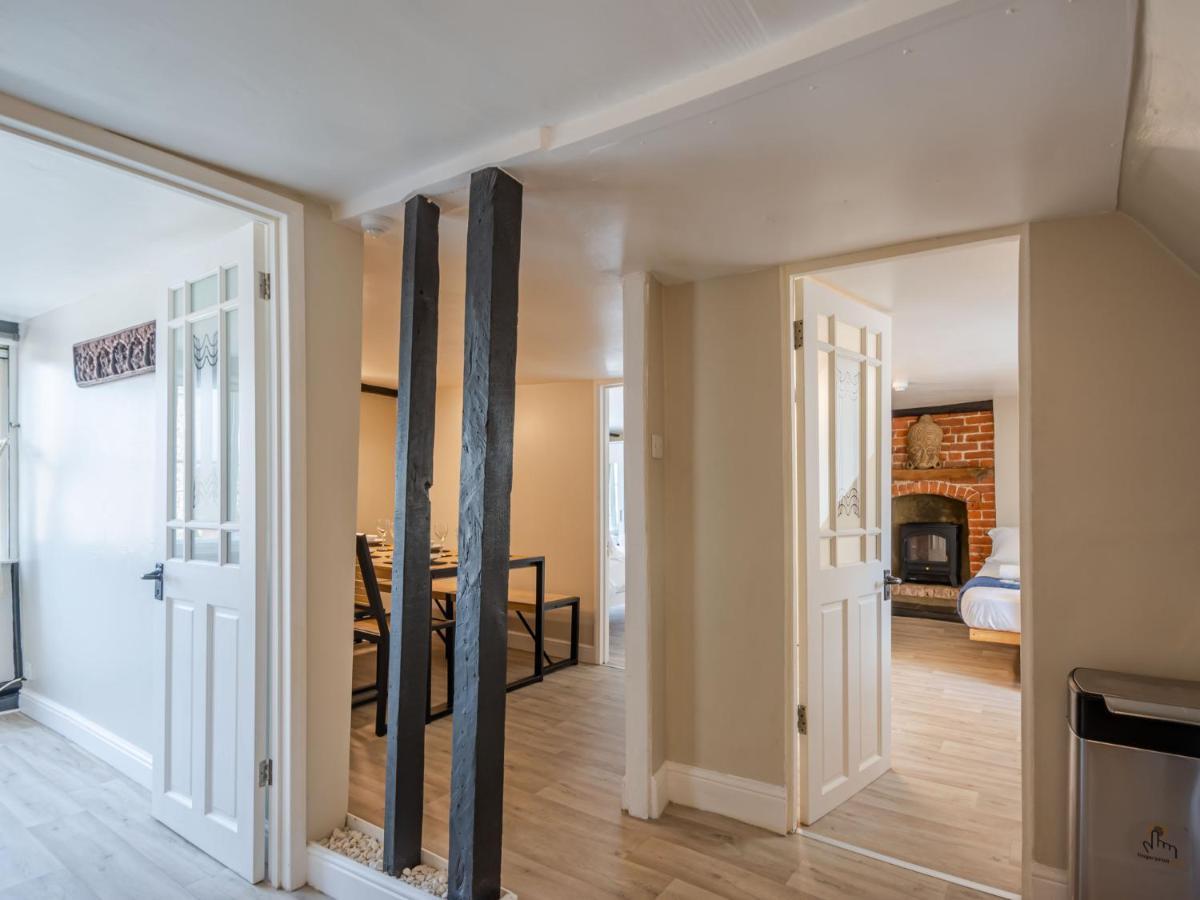 Pass The Keys Renovated Apartment In The Centre Of Canterbury Exterior foto